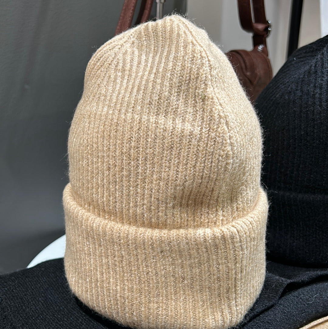 Bonnet Ayaa - Artlove